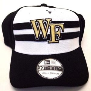 Men's New Era Wake Forest 39Thirty Sz S/M Cap